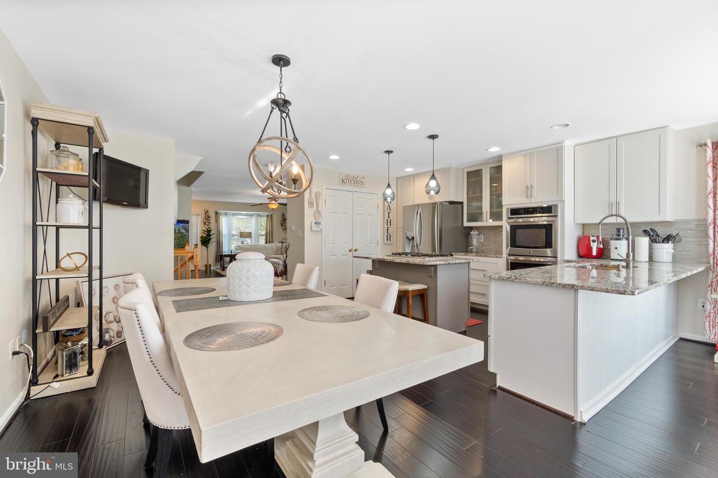 12457 EVEREST PEAK LN, WOODBRIDGE, Virginia 22192, 3 Bedrooms Bedrooms, ,3 BathroomsBathrooms,Residential,For sale,12457 EVEREST PEAK LN,VAPW2092902 MLS # VAPW2092902