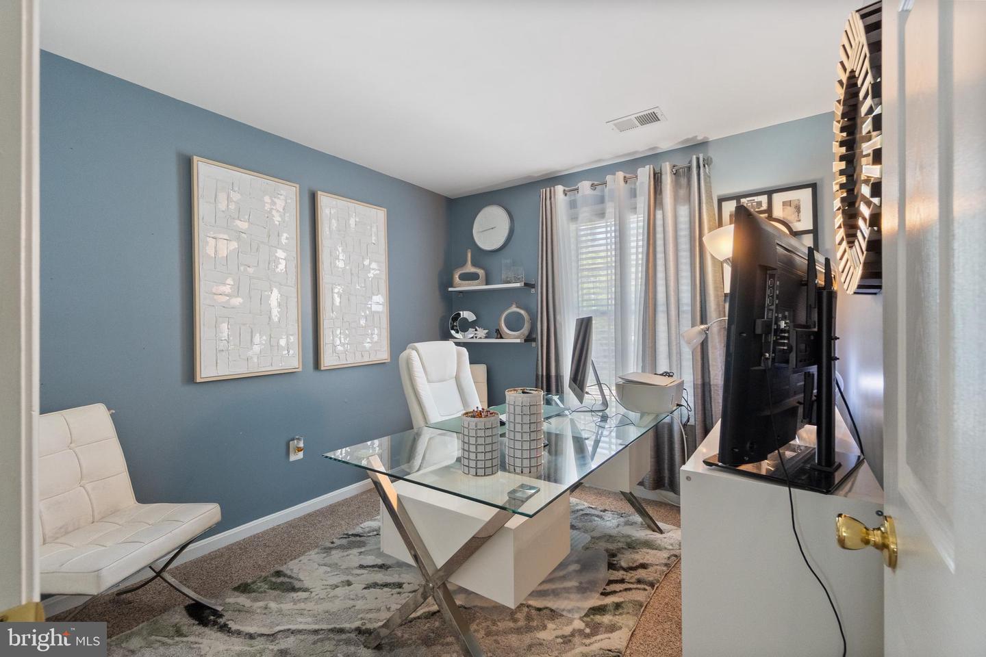 12457 EVEREST PEAK LN, WOODBRIDGE, Virginia 22192, 3 Bedrooms Bedrooms, ,3 BathroomsBathrooms,Residential,For sale,12457 EVEREST PEAK LN,VAPW2092902 MLS # VAPW2092902