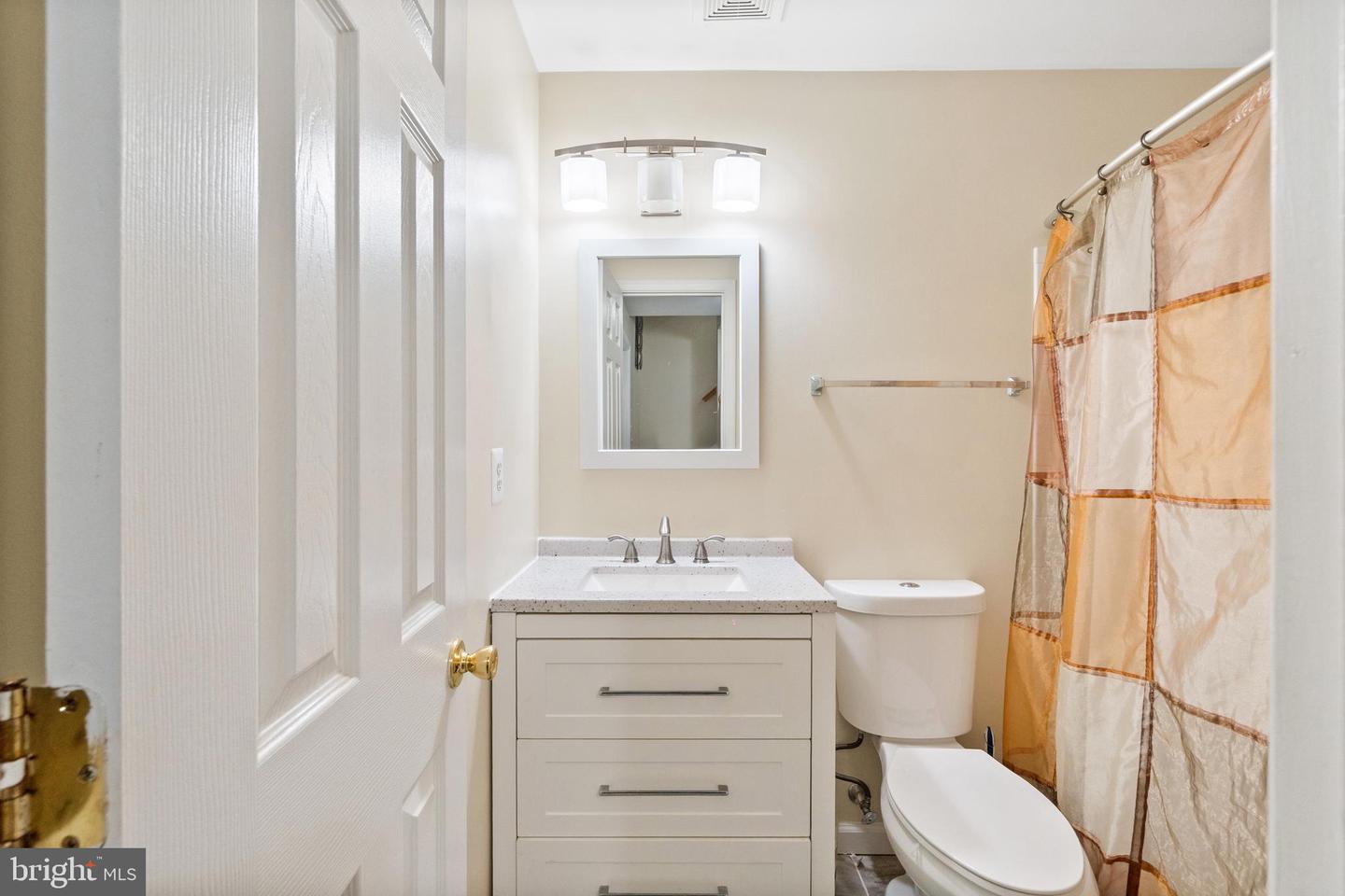 12457 EVEREST PEAK LN, WOODBRIDGE, Virginia 22192, 3 Bedrooms Bedrooms, ,3 BathroomsBathrooms,Residential,For sale,12457 EVEREST PEAK LN,VAPW2092902 MLS # VAPW2092902