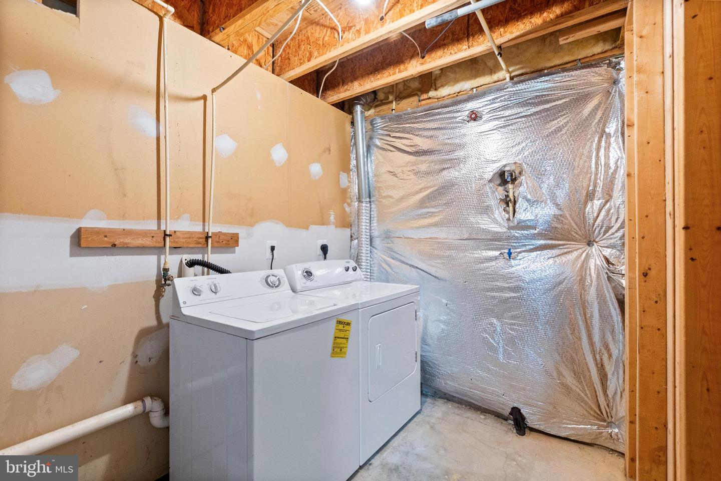 12457 EVEREST PEAK LN, WOODBRIDGE, Virginia 22192, 3 Bedrooms Bedrooms, ,3 BathroomsBathrooms,Residential,For sale,12457 EVEREST PEAK LN,VAPW2092902 MLS # VAPW2092902