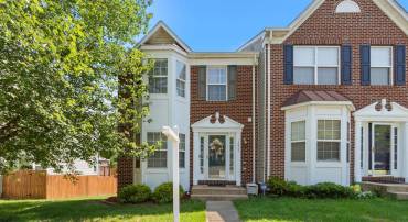 12457 EVEREST PEAK LN, WOODBRIDGE, Virginia 22192, 3 Bedrooms Bedrooms, ,3 BathroomsBathrooms,Residential,For sale,12457 EVEREST PEAK LN,VAPW2092902 MLS # VAPW2092902