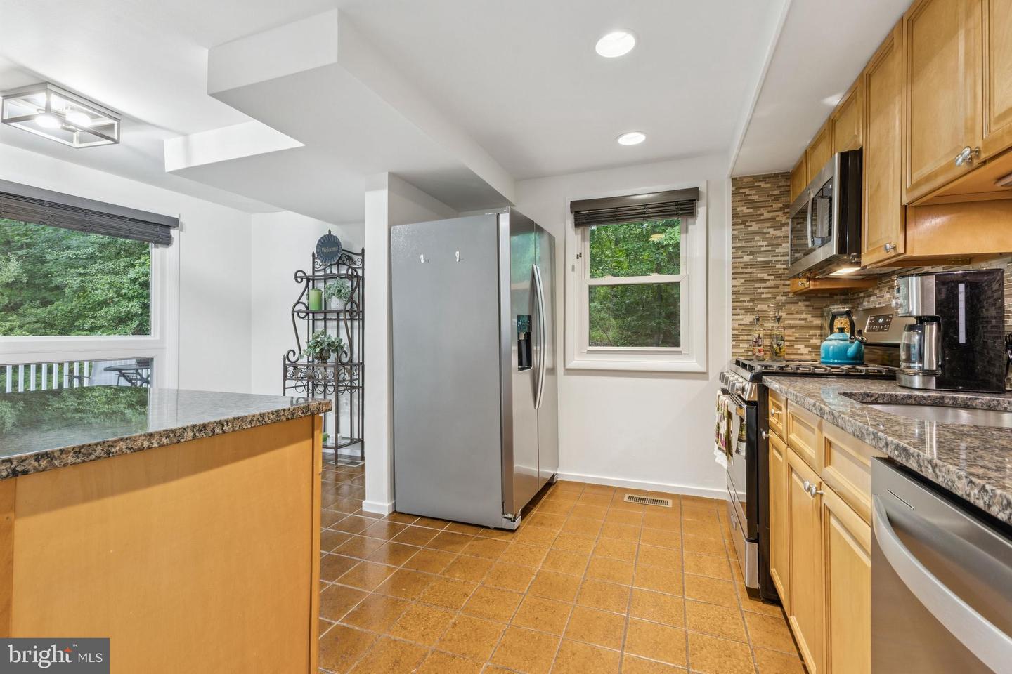 11234 HUNTING HORN LN, RESTON, Virginia 20191, 4 Bedrooms Bedrooms, ,2 BathroomsBathrooms,Residential,For sale,11234 HUNTING HORN LN,VAFX2237000 MLS # VAFX2237000
