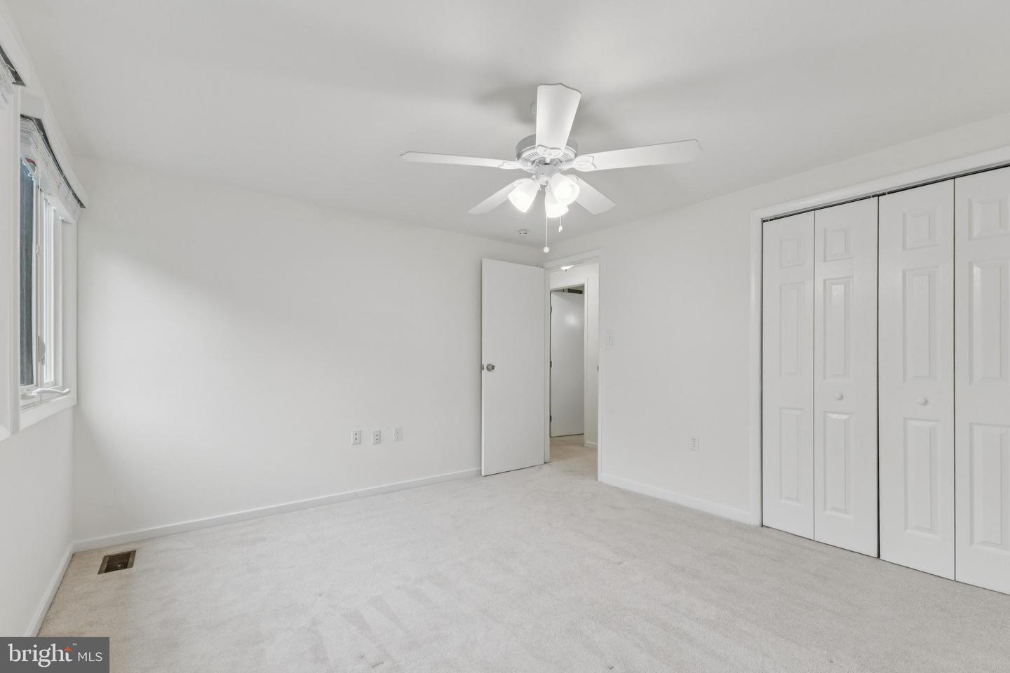 11234 HUNTING HORN LN, RESTON, Virginia 20191, 4 Bedrooms Bedrooms, ,2 BathroomsBathrooms,Residential,For sale,11234 HUNTING HORN LN,VAFX2237000 MLS # VAFX2237000