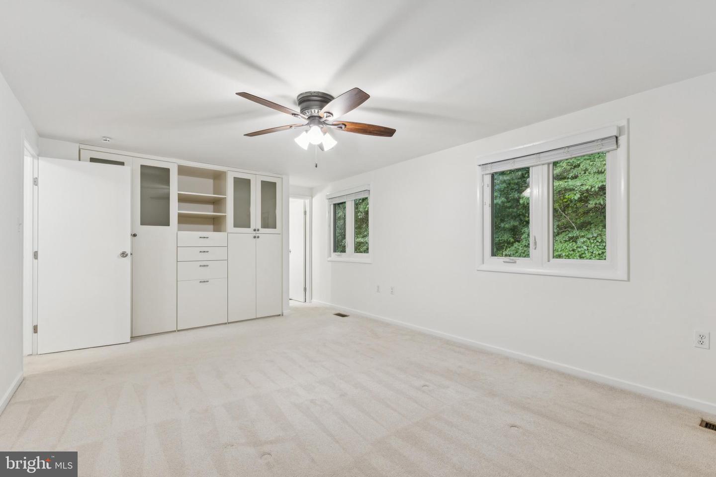 11234 HUNTING HORN LN, RESTON, Virginia 20191, 4 Bedrooms Bedrooms, ,2 BathroomsBathrooms,Residential,For sale,11234 HUNTING HORN LN,VAFX2237000 MLS # VAFX2237000