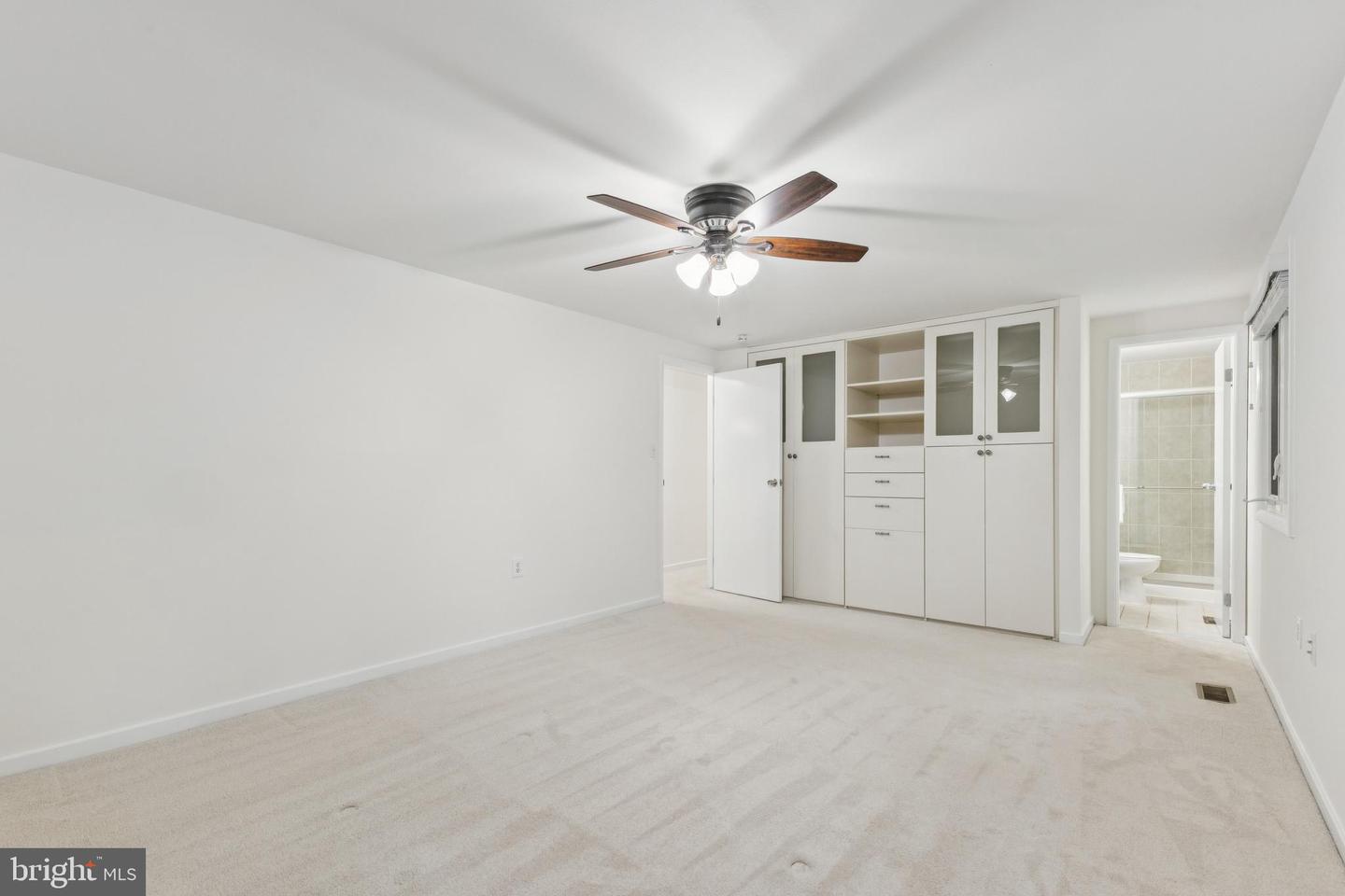 11234 HUNTING HORN LN, RESTON, Virginia 20191, 4 Bedrooms Bedrooms, ,2 BathroomsBathrooms,Residential,For sale,11234 HUNTING HORN LN,VAFX2237000 MLS # VAFX2237000