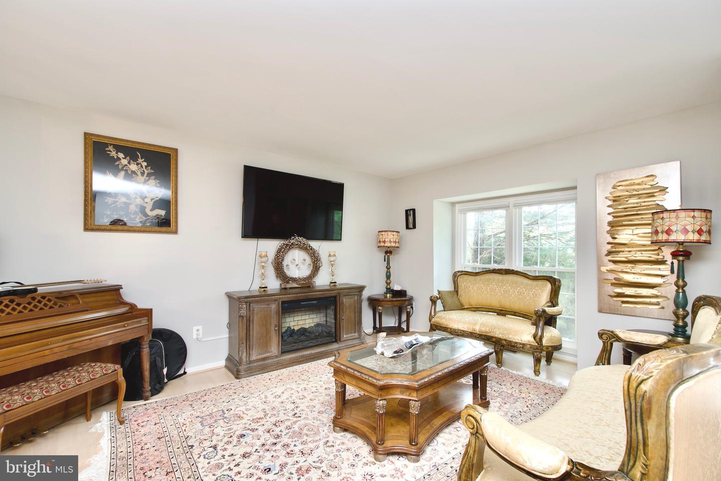 4024 NICHOLAS CT, FAIRFAX, Virginia 22033, 3 Bedrooms Bedrooms, ,3 BathroomsBathrooms,Residential,For sale,4024 NICHOLAS CT,VAFX2237876 MLS # VAFX2237876