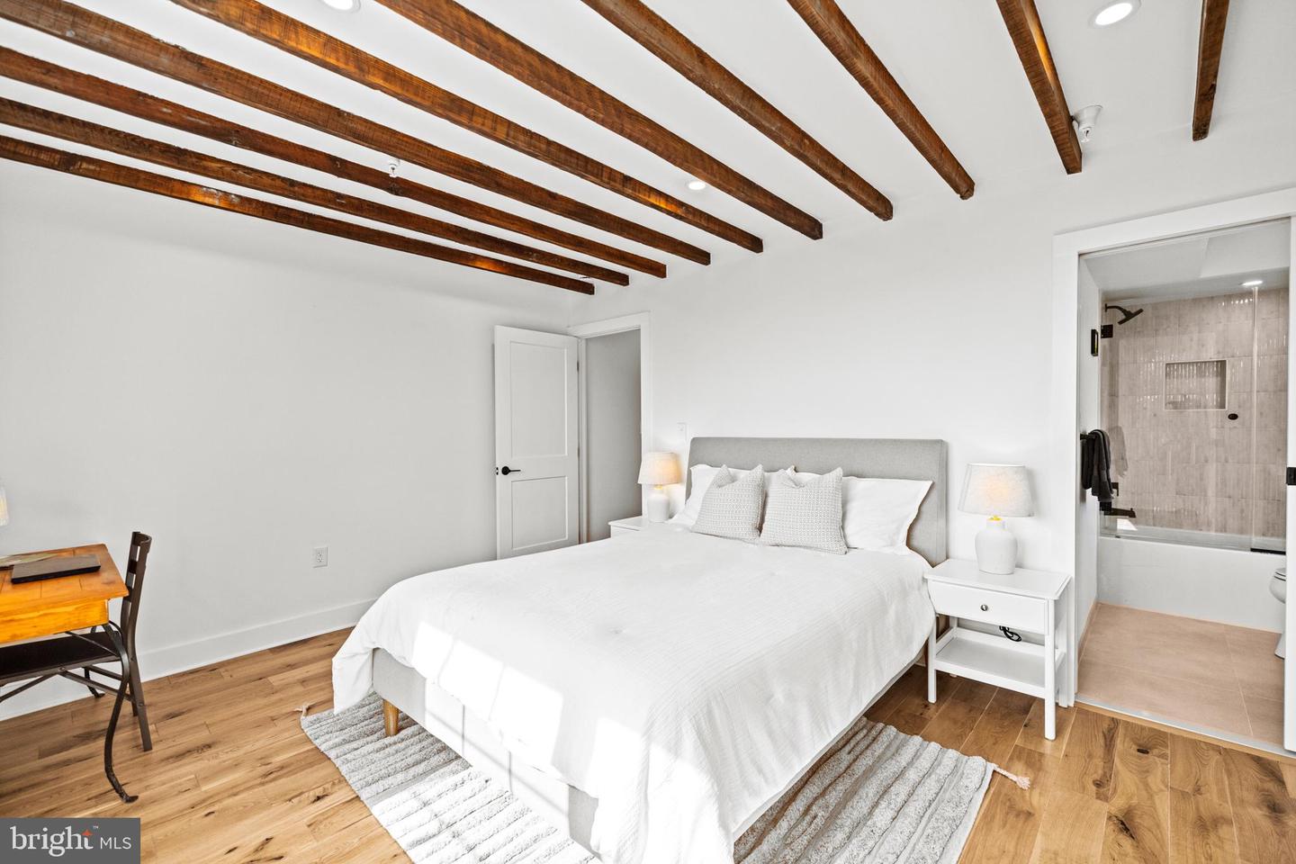 119 BATES ST NW #2, WASHINGTON, District Of Columbia 20001, 2 Bedrooms Bedrooms, ,2 BathroomsBathrooms,Residential,For sale,119 BATES ST NW #2,DCDC2199252 MLS # DCDC2199252