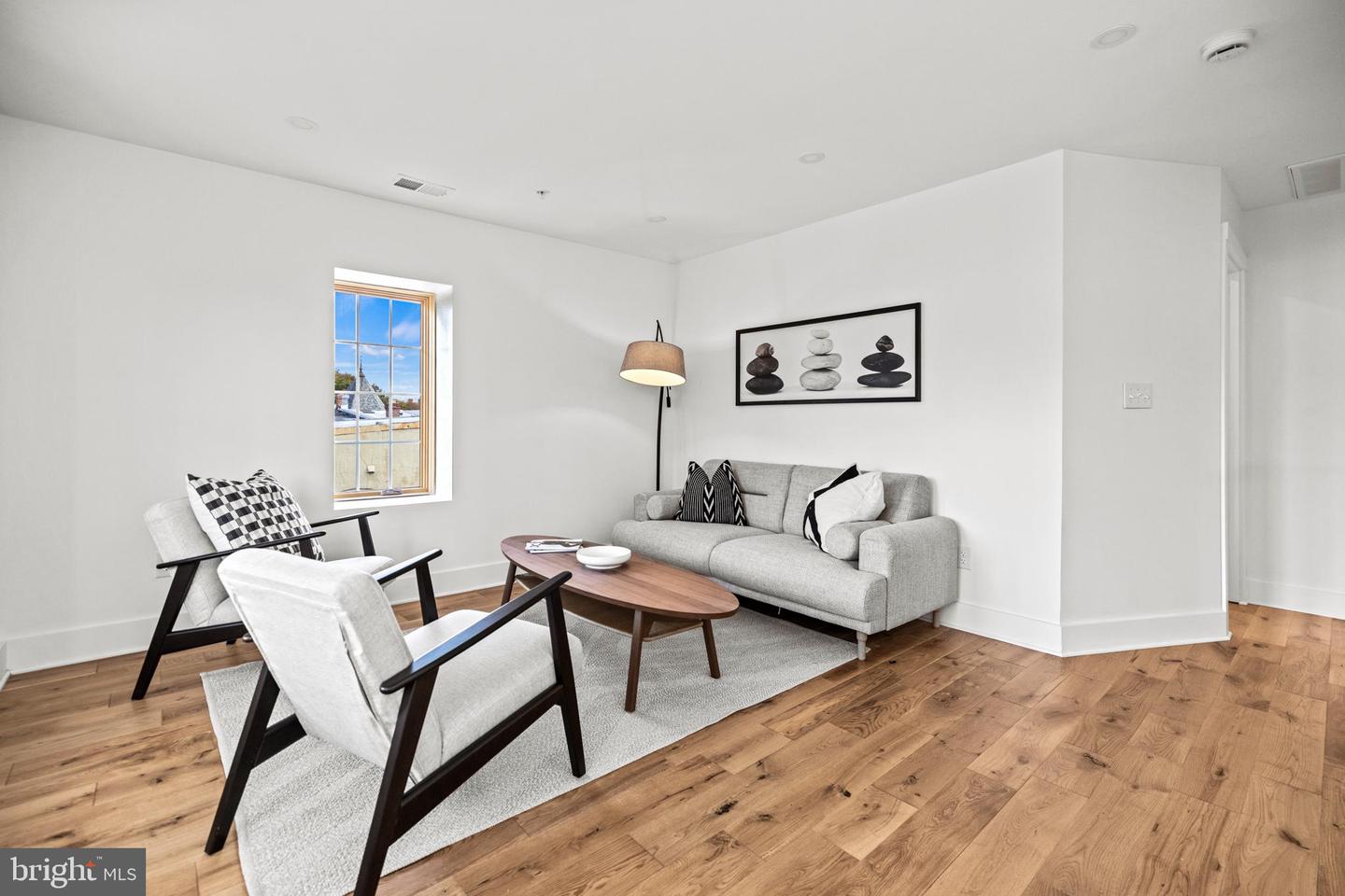 119 BATES ST NW #2, WASHINGTON, District Of Columbia 20001, 2 Bedrooms Bedrooms, ,2 BathroomsBathrooms,Residential,For sale,119 BATES ST NW #2,DCDC2199252 MLS # DCDC2199252
