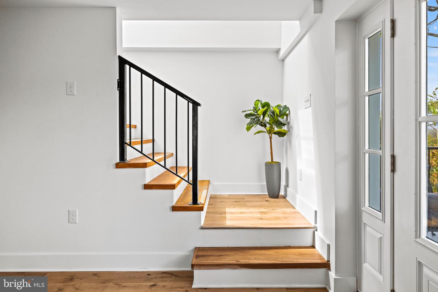 119 BATES ST NW #2, WASHINGTON, District Of Columbia 20001, 2 Bedrooms Bedrooms, ,2 BathroomsBathrooms,Residential,For sale,119 BATES ST NW #2,DCDC2199252 MLS # DCDC2199252