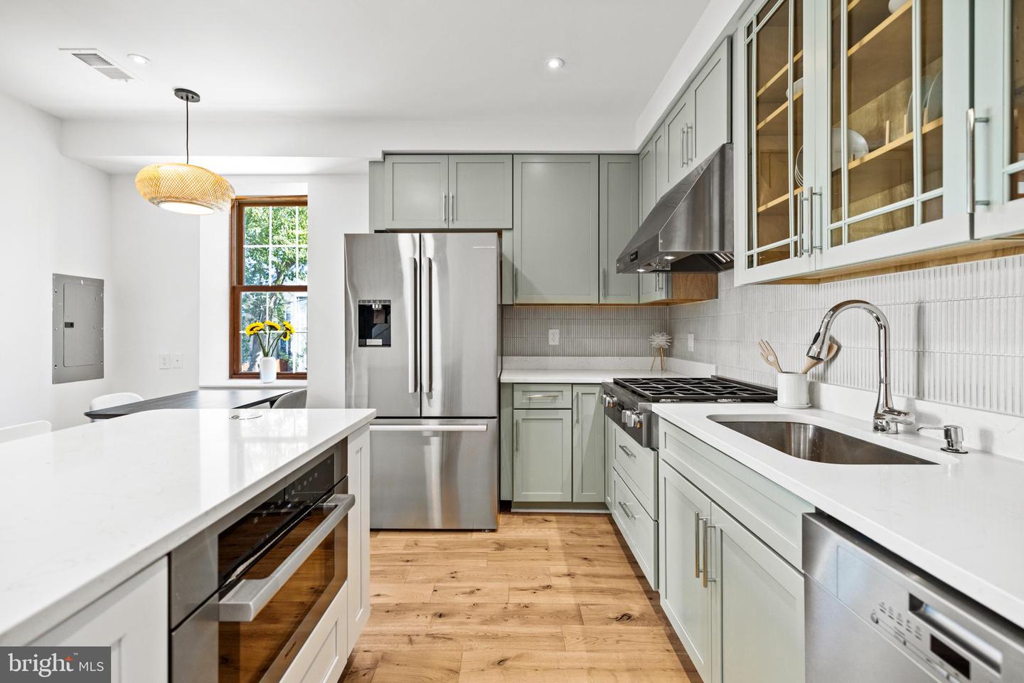 119 BATES ST NW #2, WASHINGTON, District Of Columbia 20001, 2 Bedrooms Bedrooms, ,2 BathroomsBathrooms,Residential,For sale,119 BATES ST NW #2,DCDC2199252 MLS # DCDC2199252