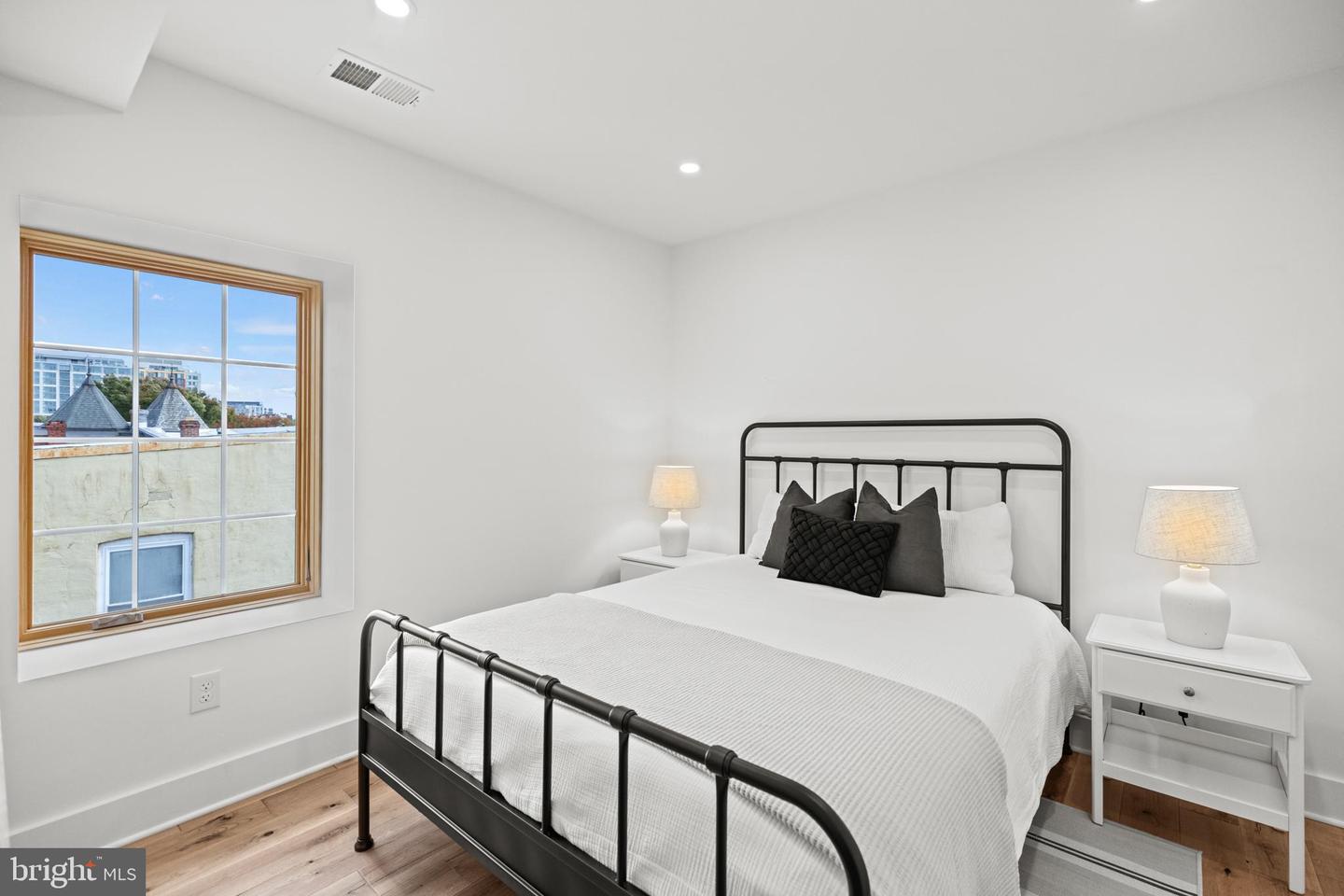 119 BATES ST NW #2, WASHINGTON, District Of Columbia 20001, 2 Bedrooms Bedrooms, ,2 BathroomsBathrooms,Residential,For sale,119 BATES ST NW #2,DCDC2199252 MLS # DCDC2199252