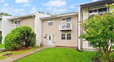 234 WILLOW TER, STERLING, Virginia 20164, 3 Bedrooms Bedrooms, ,2 BathroomsBathrooms,Residential,For sale,234 WILLOW TER,VALO2096586 MLS # VALO2096586
