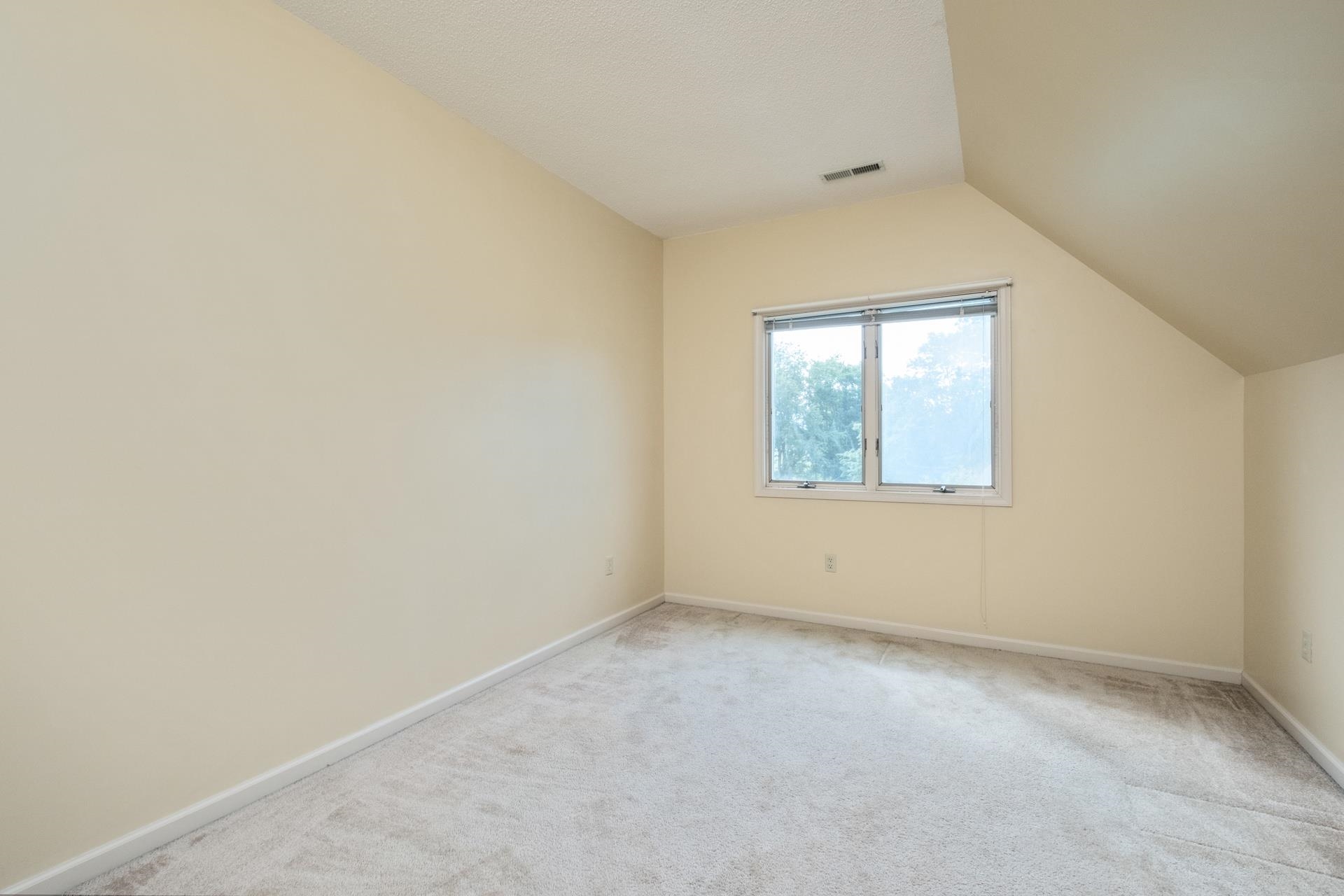 32 SPRING CT, WAYNESBORO, Virginia 22980, 3 Bedrooms Bedrooms, ,2 BathroomsBathrooms,Residential,32 SPRING CT,666344 MLS # 666344