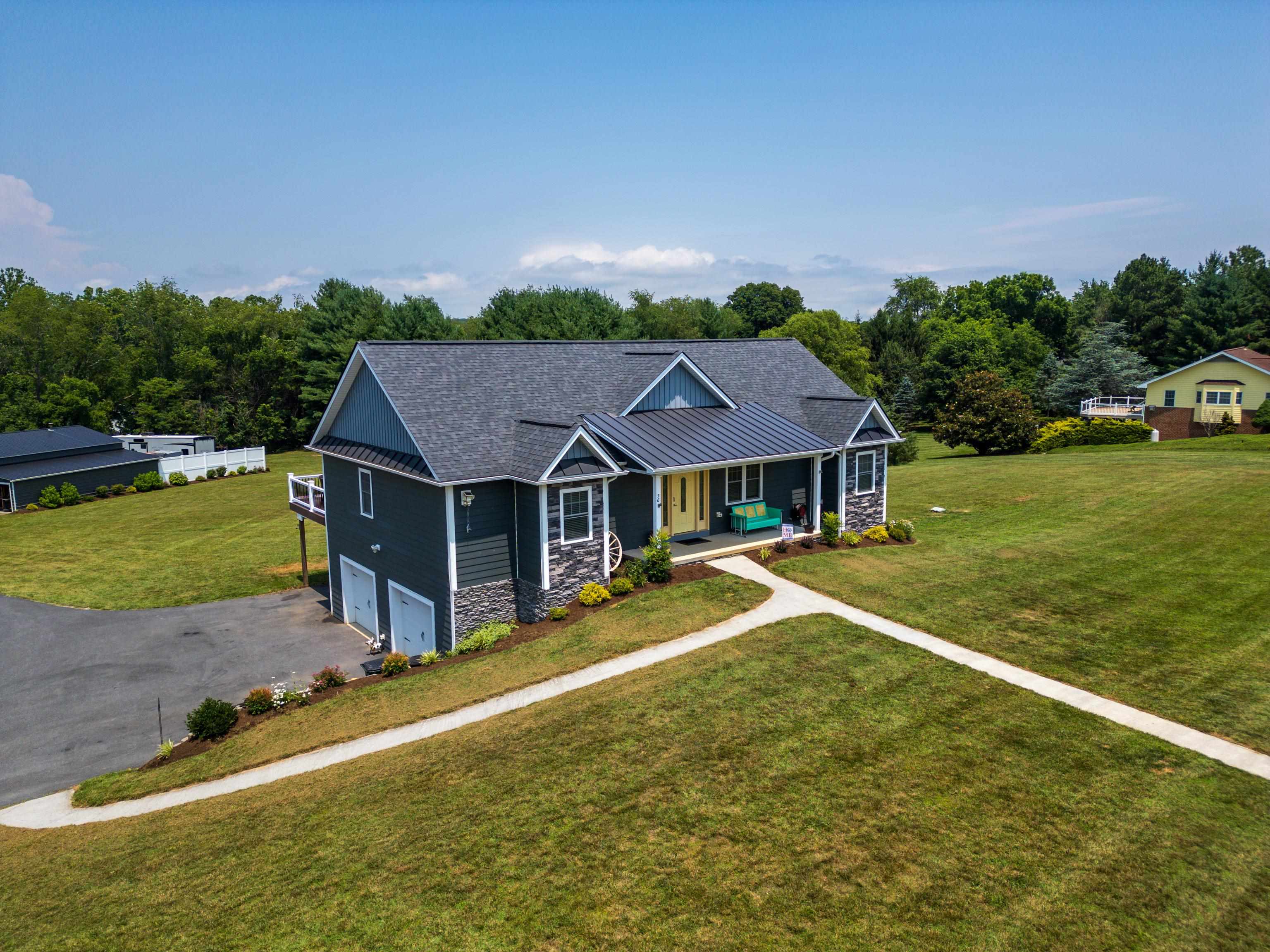 56 SERENDIPITY LN, CRIMORA, Virginia 24431, 3 Bedrooms Bedrooms, ,2 BathroomsBathrooms,Residential,56 SERENDIPITY LN,666358 MLS # 666358