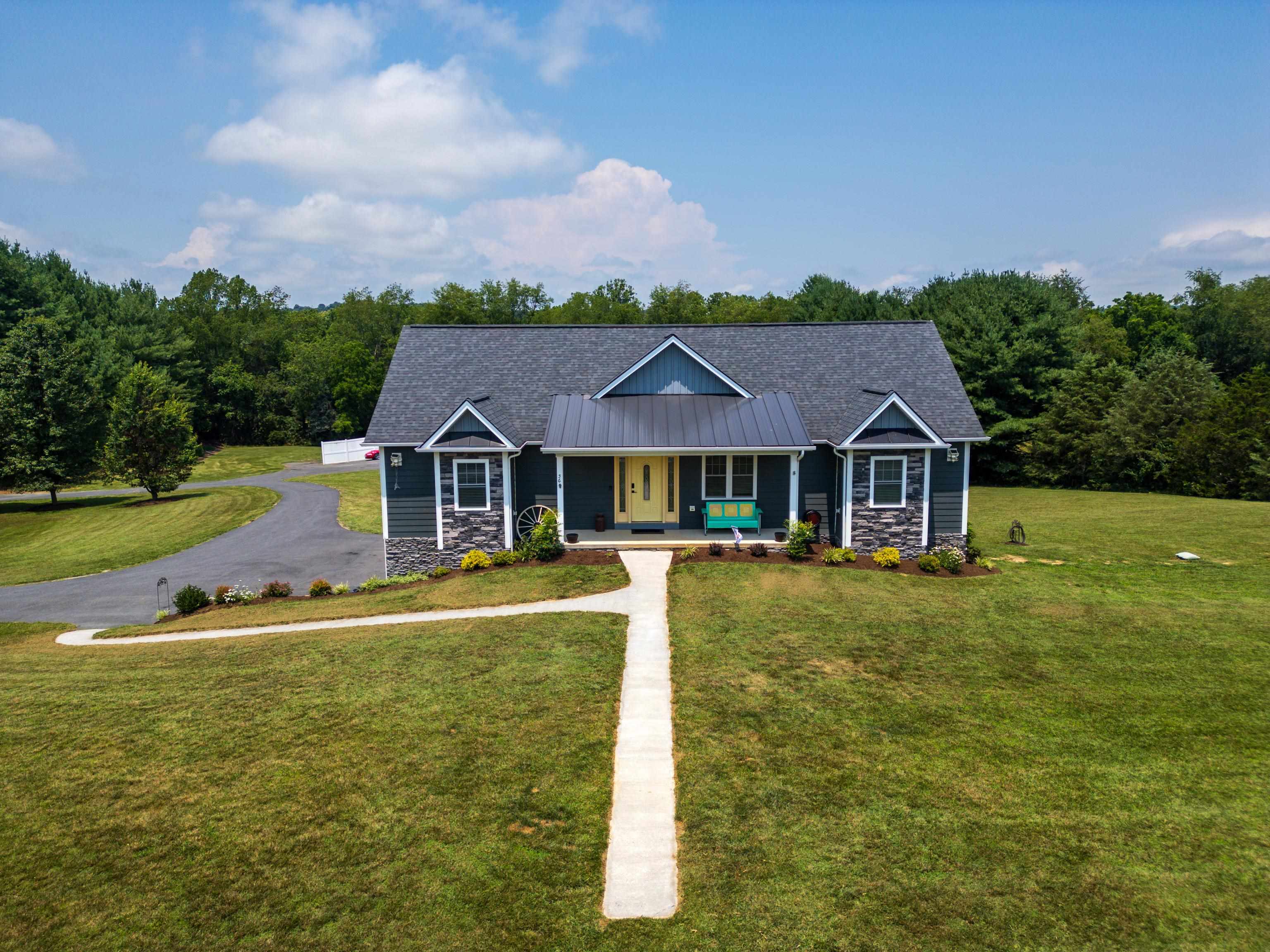 56 SERENDIPITY LN, CRIMORA, Virginia 24431, 3 Bedrooms Bedrooms, ,2 BathroomsBathrooms,Residential,56 SERENDIPITY LN,666358 MLS # 666358