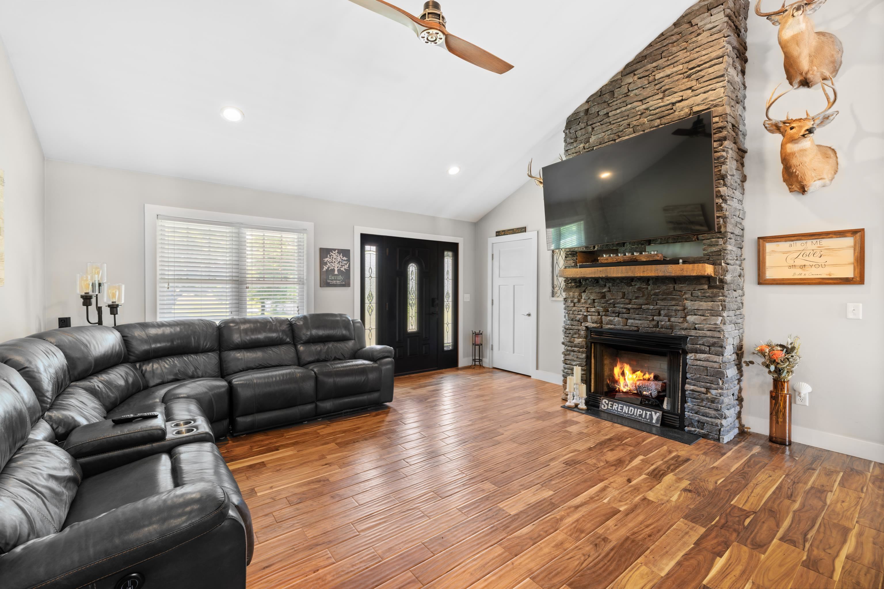 56 SERENDIPITY LN, CRIMORA, Virginia 24431, 3 Bedrooms Bedrooms, ,2 BathroomsBathrooms,Residential,56 SERENDIPITY LN,666358 MLS # 666358