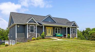 56 SERENDIPITY LN, CRIMORA, Virginia 24431, 3 Bedrooms Bedrooms, ,2 BathroomsBathrooms,Residential,56 SERENDIPITY LN,666358 MLS # 666358