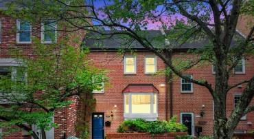 6913 MCLEAN PARK MANOR CT, MCLEAN, Virginia 22101, 4 Bedrooms Bedrooms, ,3 BathroomsBathrooms,Residential,For sale,6913 MCLEAN PARK MANOR CT,VAFX2242666 MLS # VAFX2242666