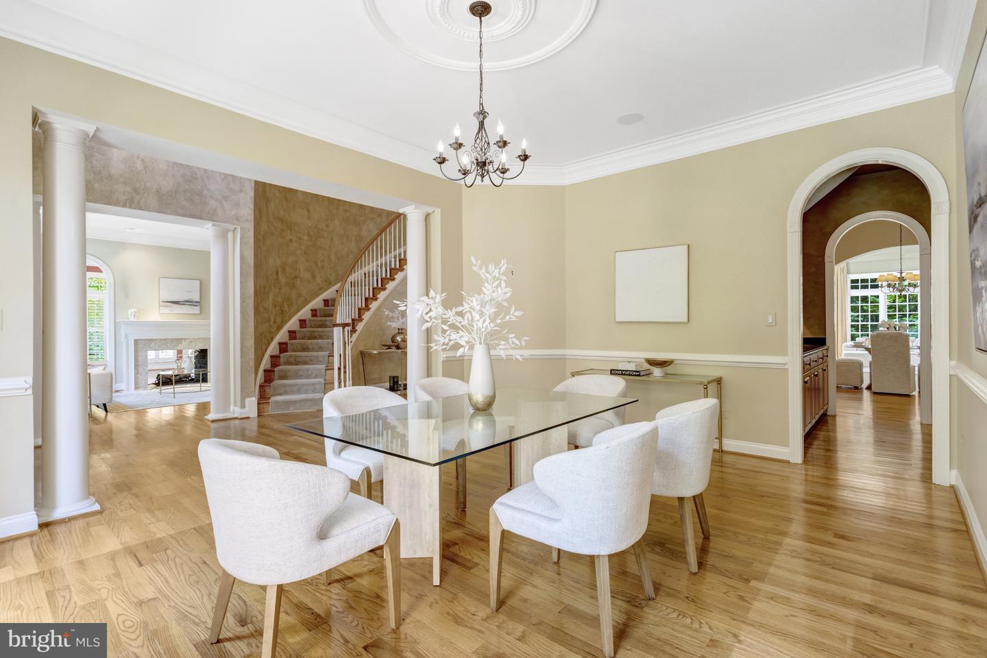 7811 CROWNHURST CT, MCLEAN, Virginia 22102, 6 Bedrooms Bedrooms, ,6 BathroomsBathrooms,Residential,For sale,7811 CROWNHURST CT,VAFX2242912 MLS # VAFX2242912