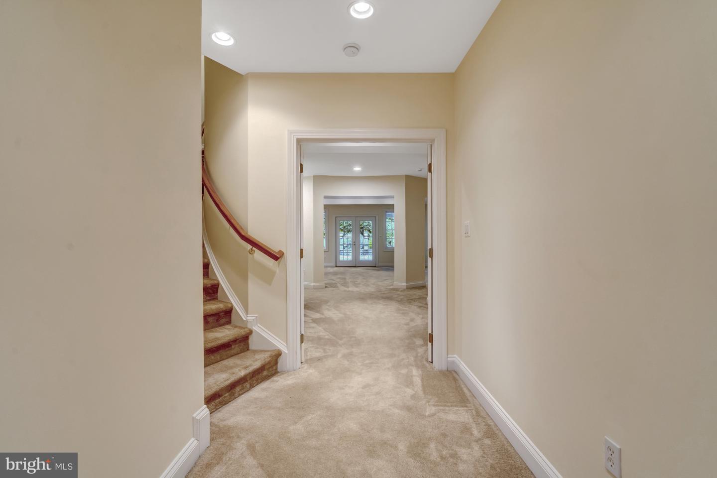 7811 CROWNHURST CT, MCLEAN, Virginia 22102, 6 Bedrooms Bedrooms, ,6 BathroomsBathrooms,Residential,For sale,7811 CROWNHURST CT,VAFX2242912 MLS # VAFX2242912