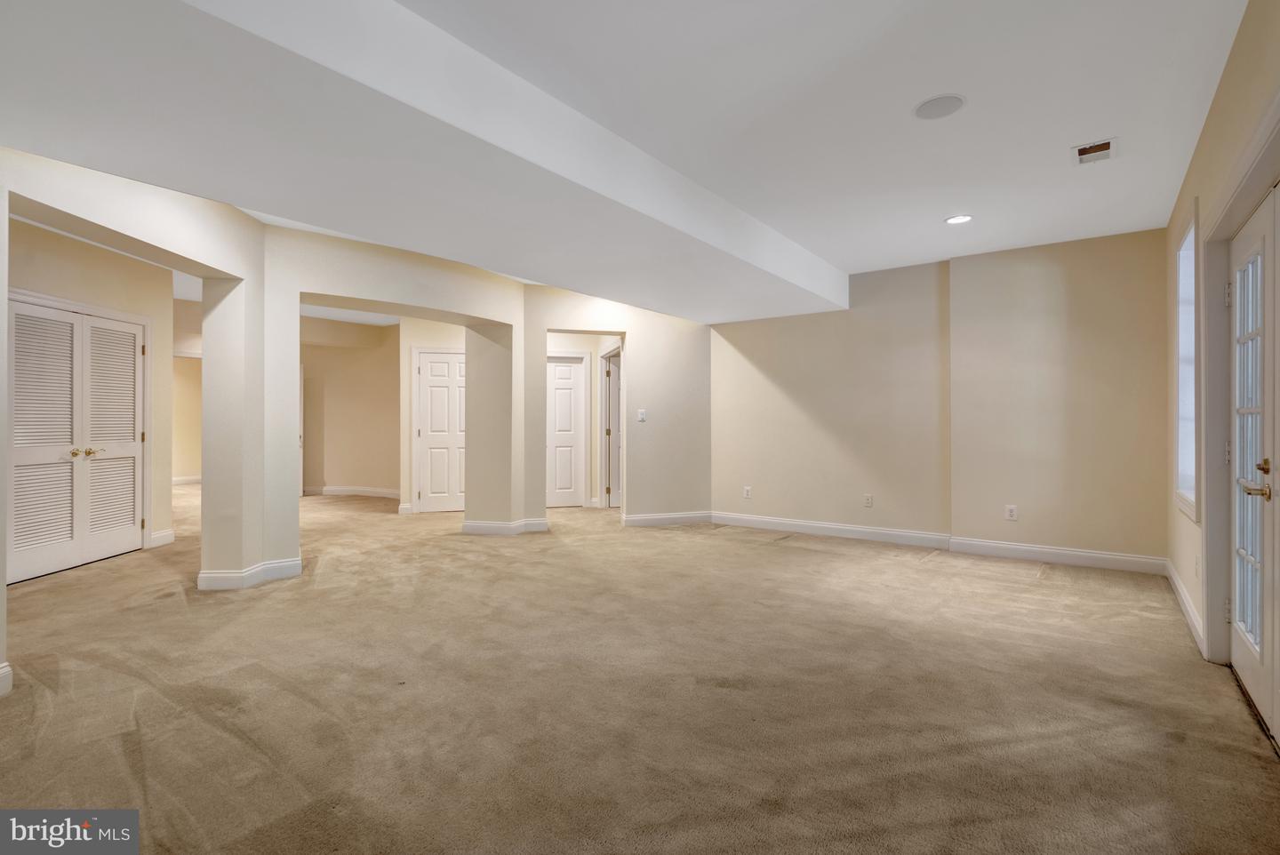 7811 CROWNHURST CT, MCLEAN, Virginia 22102, 6 Bedrooms Bedrooms, ,6 BathroomsBathrooms,Residential,For sale,7811 CROWNHURST CT,VAFX2242912 MLS # VAFX2242912