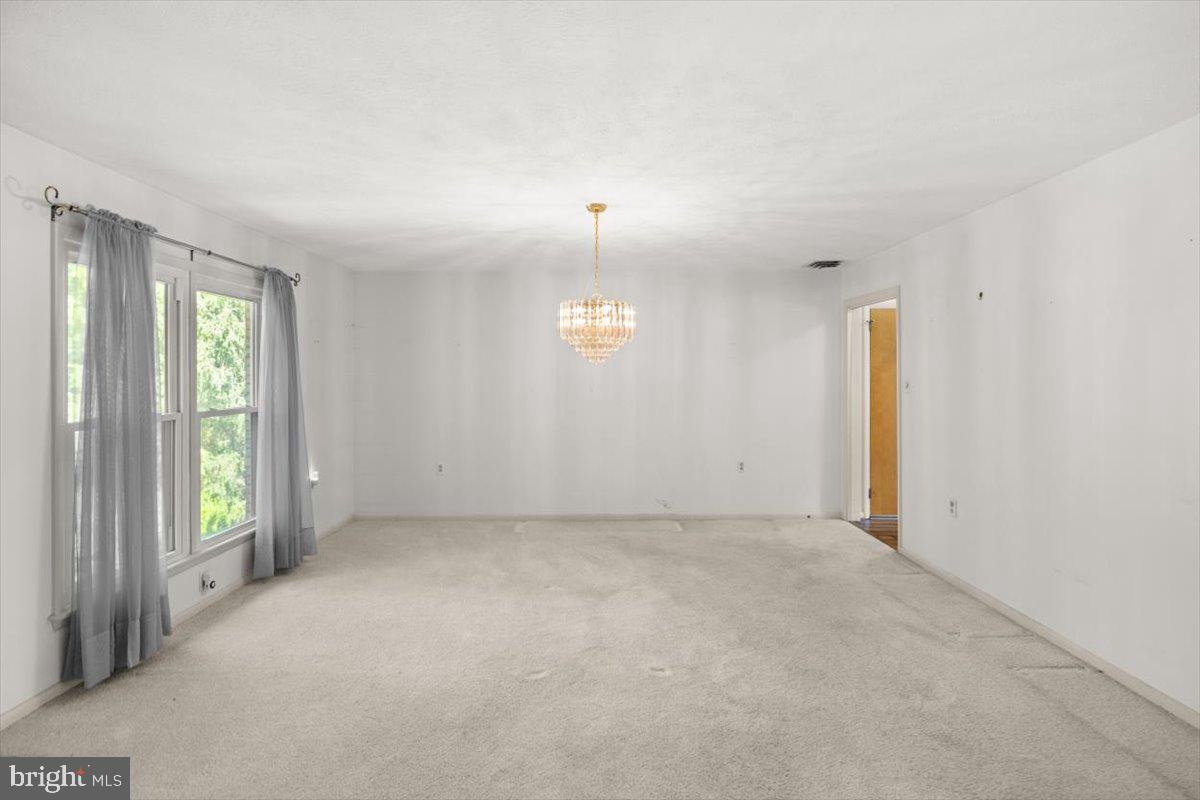 102 SHOCKEY CIR, WINCHESTER, Virginia 22602, 4 Bedrooms Bedrooms, ,3 BathroomsBathrooms,Residential,For sale,102 SHOCKEY CIR,VAFV2034454 MLS # VAFV2034454