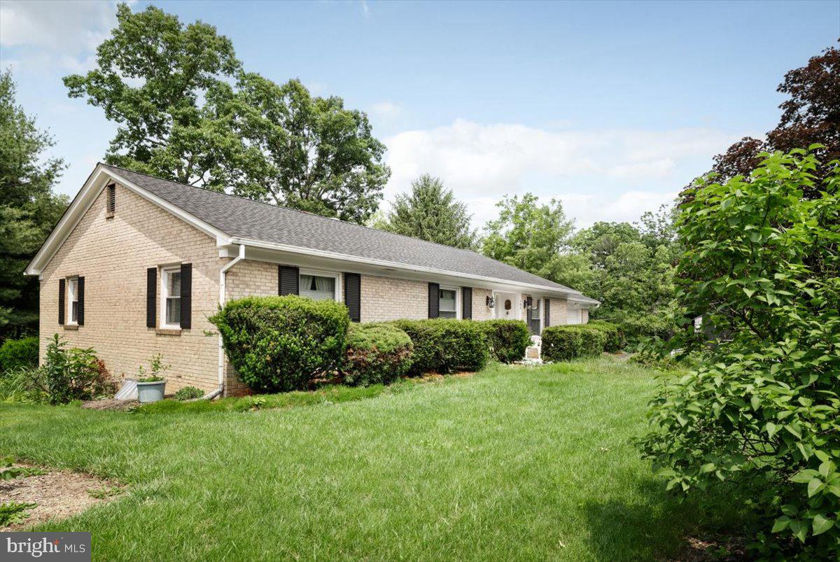 102 SHOCKEY CIR, WINCHESTER, Virginia 22602, 4 Bedrooms Bedrooms, ,3 BathroomsBathrooms,Residential,For sale,102 SHOCKEY CIR,VAFV2034454 MLS # VAFV2034454
