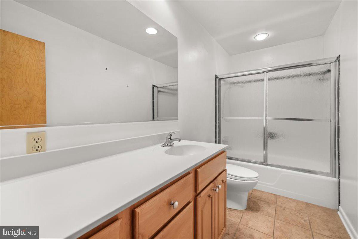 102 SHOCKEY CIR, WINCHESTER, Virginia 22602, 4 Bedrooms Bedrooms, ,3 BathroomsBathrooms,Residential,For sale,102 SHOCKEY CIR,VAFV2034454 MLS # VAFV2034454
