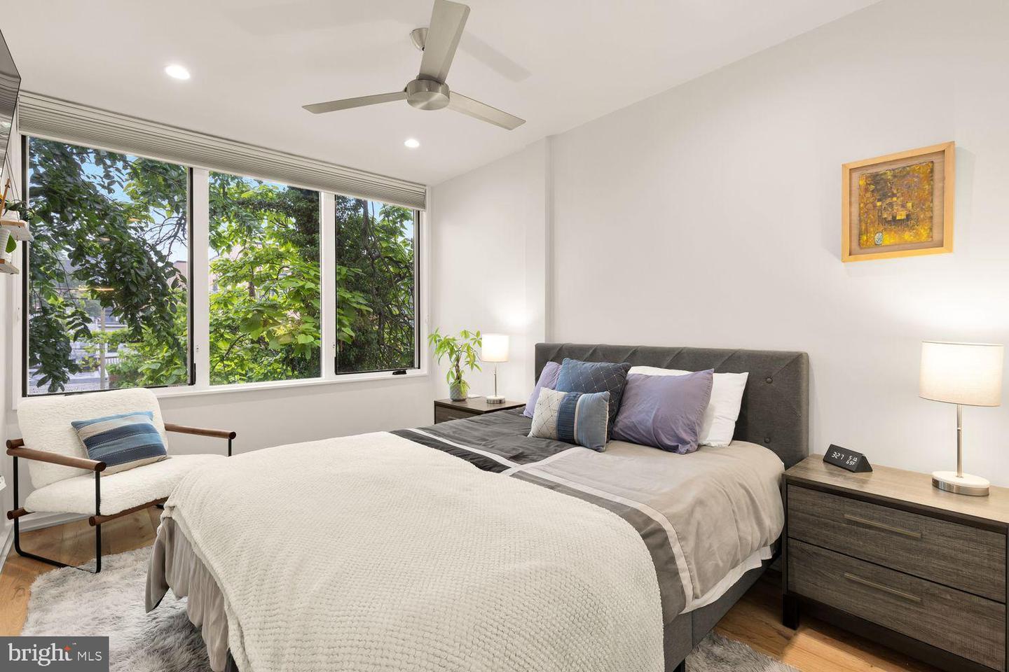 725 KENYON ST NW #1, WASHINGTON, District Of Columbia 20010, 3 Bedrooms Bedrooms, ,2 BathroomsBathrooms,Residential,For sale,725 KENYON ST NW #1,DCDC2202840 MLS # DCDC2202840