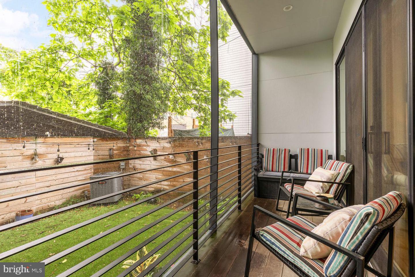 725 KENYON ST NW #1, WASHINGTON, District Of Columbia 20010, 3 Bedrooms Bedrooms, ,2 BathroomsBathrooms,Residential,For sale,725 KENYON ST NW #1,DCDC2202840 MLS # DCDC2202840