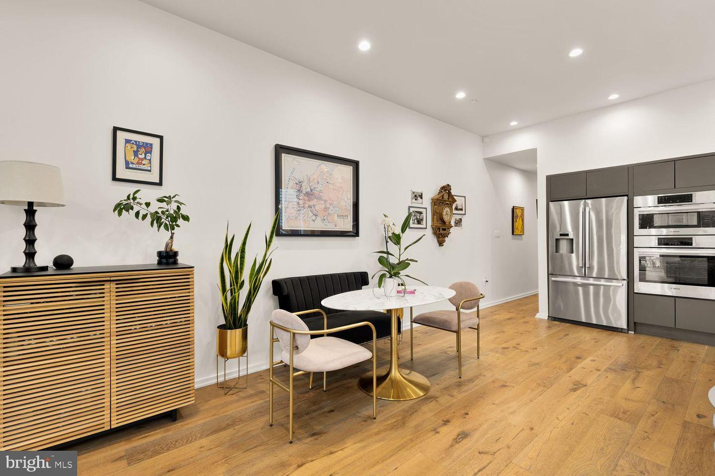 725 KENYON ST NW #1, WASHINGTON, District Of Columbia 20010, 3 Bedrooms Bedrooms, ,2 BathroomsBathrooms,Residential,For sale,725 KENYON ST NW #1,DCDC2202840 MLS # DCDC2202840