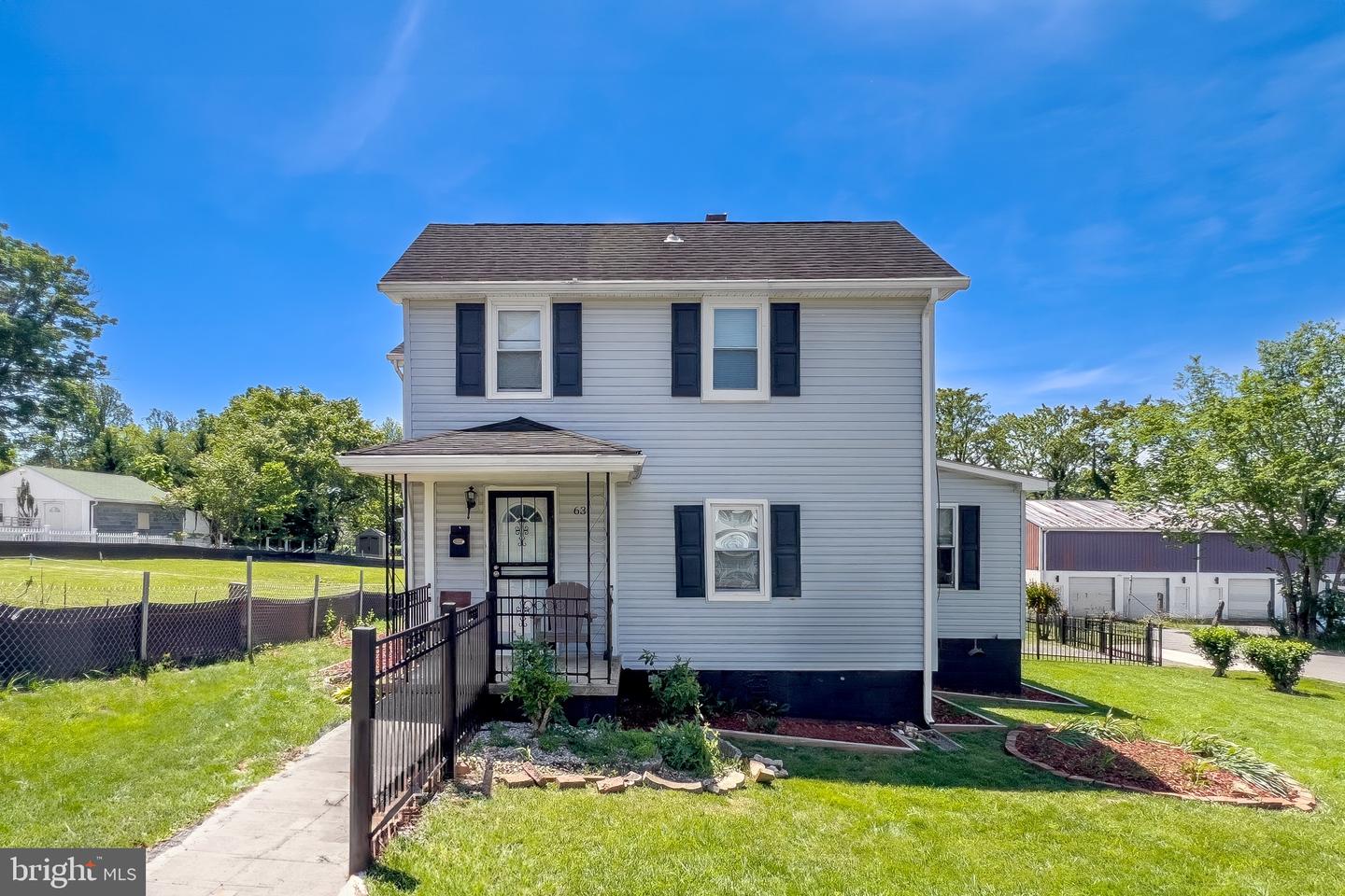 63 MADISON ST, WARRENTON, Virginia 20186, 4 Bedrooms Bedrooms, ,2 BathroomsBathrooms,Residential,For sale,63 MADISON ST,VAFQ2016826 MLS # VAFQ2016826