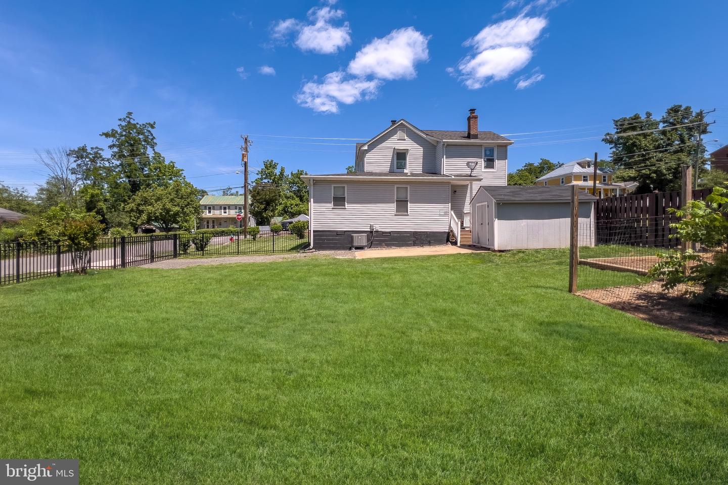 63 MADISON ST, WARRENTON, Virginia 20186, 4 Bedrooms Bedrooms, ,2 BathroomsBathrooms,Residential,For sale,63 MADISON ST,VAFQ2016826 MLS # VAFQ2016826