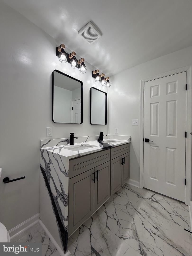 3806 MARGAY CT, ALEXANDRIA, Virginia 22309, 3 Bedrooms Bedrooms, ,1 BathroomBathrooms,Residential,For sale,3806 MARGAY CT,VAFX2243814 MLS # VAFX2243814
