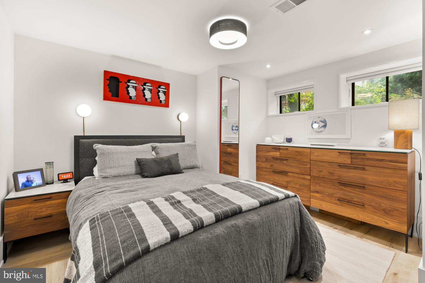 928 S ST NW, WASHINGTON, District Of Columbia 20001, 4 Bedrooms Bedrooms, ,4 BathroomsBathrooms,Residential,For sale,928 S ST NW,DCDC2203022 MLS # DCDC2203022