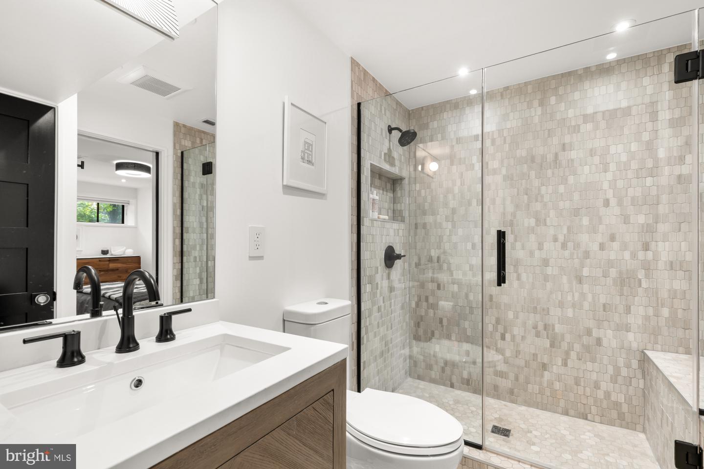 928 S ST NW, WASHINGTON, District Of Columbia 20001, 4 Bedrooms Bedrooms, ,4 BathroomsBathrooms,Residential,For sale,928 S ST NW,DCDC2203022 MLS # DCDC2203022