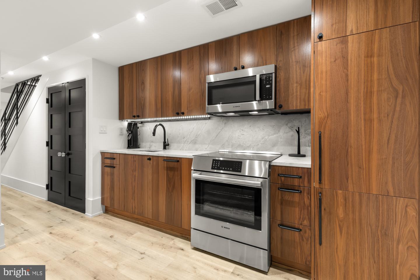 928 S ST NW, WASHINGTON, District Of Columbia 20001, 4 Bedrooms Bedrooms, ,4 BathroomsBathrooms,Residential,For sale,928 S ST NW,DCDC2203022 MLS # DCDC2203022