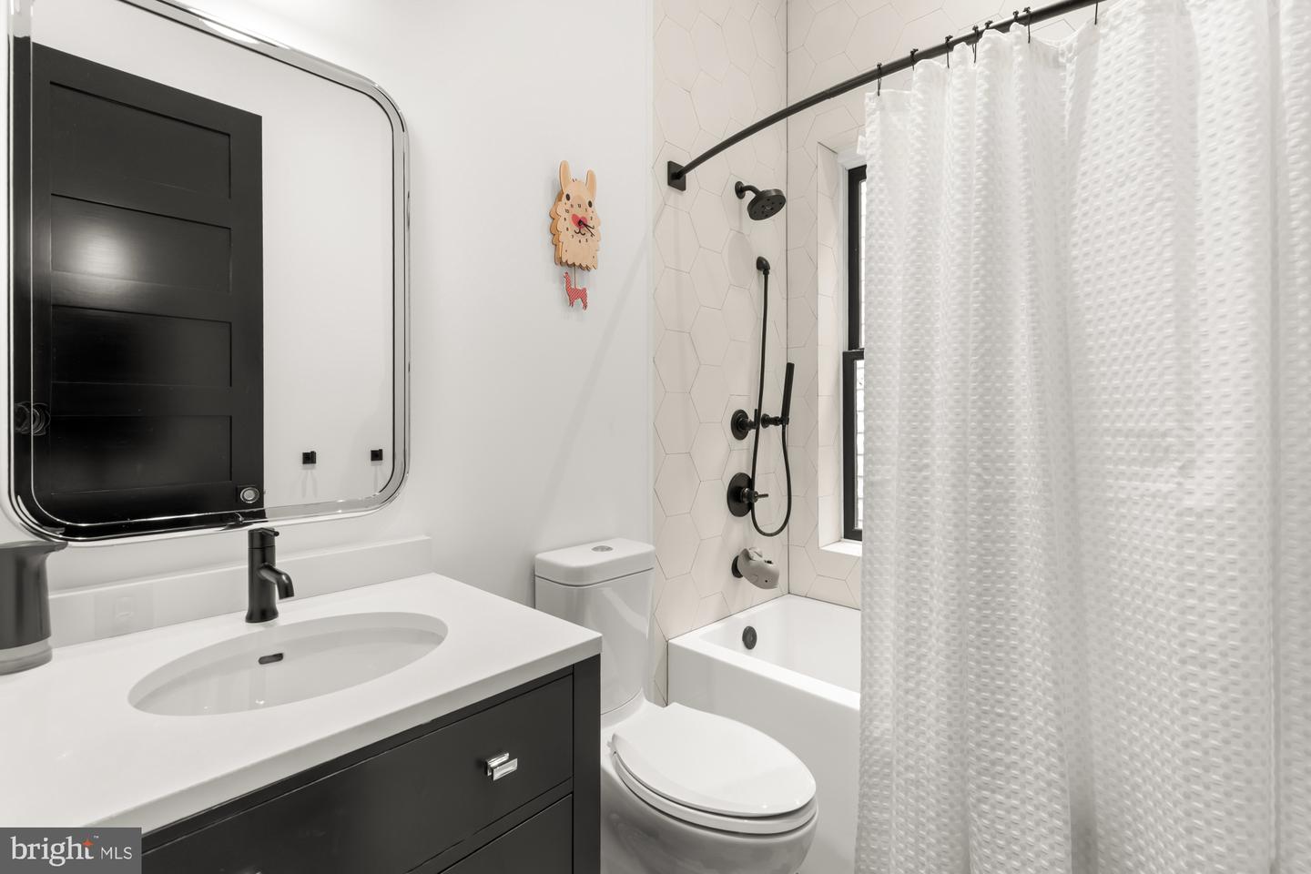 928 S ST NW, WASHINGTON, District Of Columbia 20001, 4 Bedrooms Bedrooms, ,4 BathroomsBathrooms,Residential,For sale,928 S ST NW,DCDC2203022 MLS # DCDC2203022