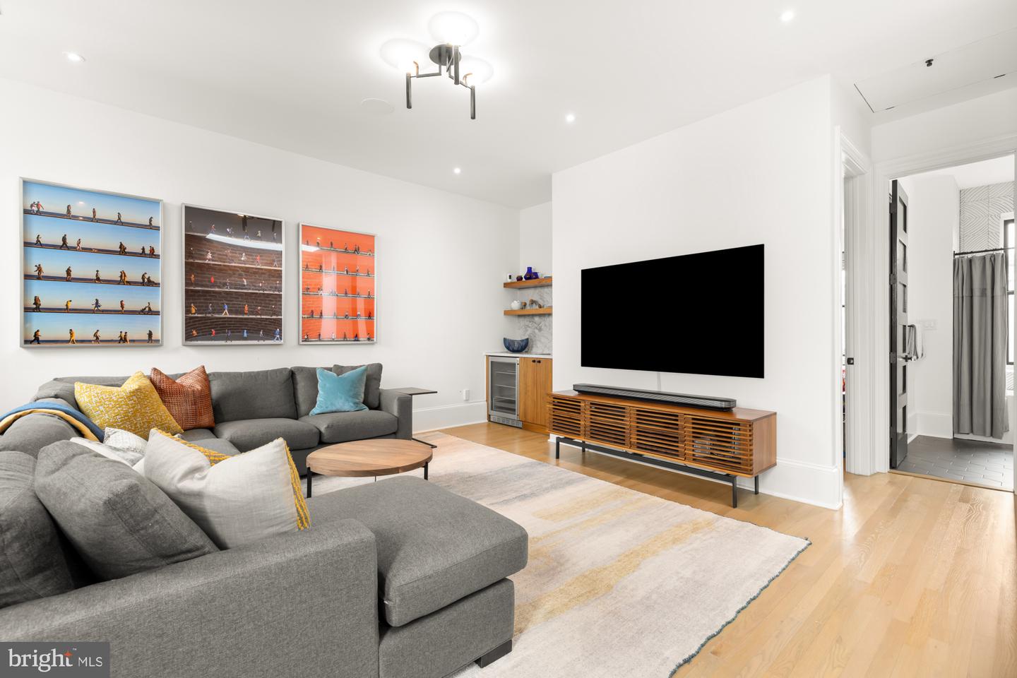 928 S ST NW, WASHINGTON, District Of Columbia 20001, 4 Bedrooms Bedrooms, ,4 BathroomsBathrooms,Residential,For sale,928 S ST NW,DCDC2203022 MLS # DCDC2203022