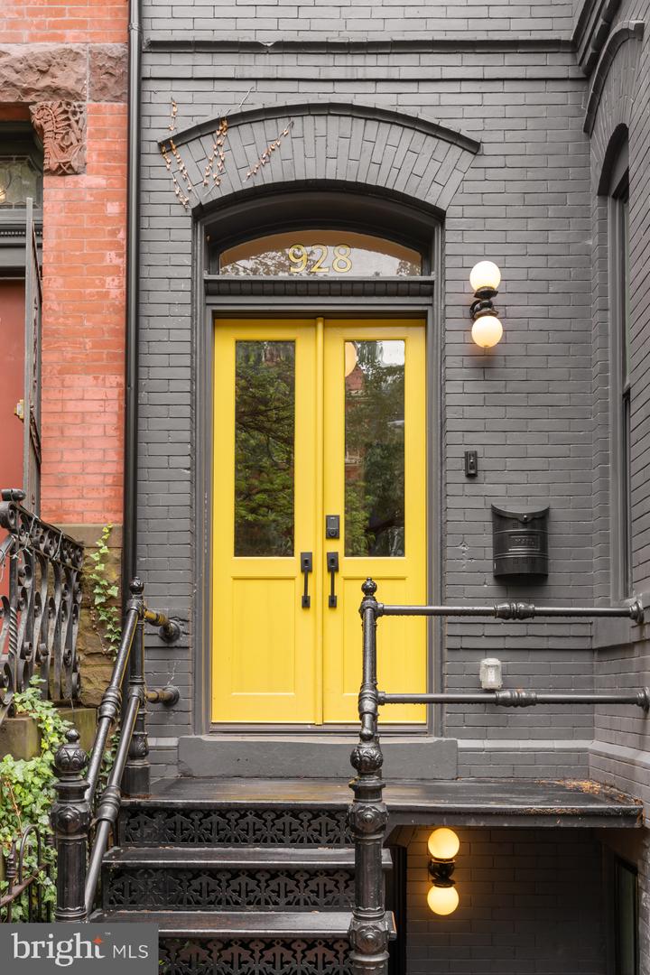 928 S ST NW, WASHINGTON, District Of Columbia 20001, 4 Bedrooms Bedrooms, ,4 BathroomsBathrooms,Residential,For sale,928 S ST NW,DCDC2203022 MLS # DCDC2203022