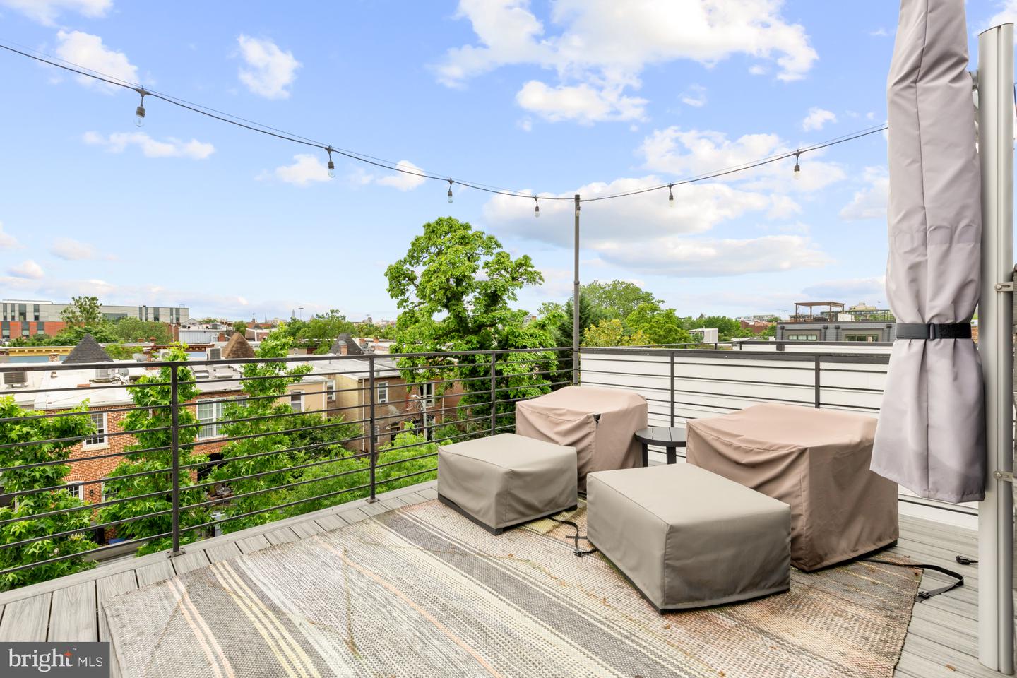 928 S ST NW, WASHINGTON, District Of Columbia 20001, 4 Bedrooms Bedrooms, ,4 BathroomsBathrooms,Residential,For sale,928 S ST NW,DCDC2203022 MLS # DCDC2203022