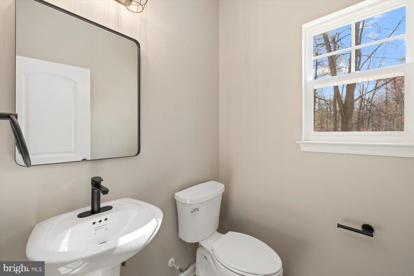 12519 WILDERNESS PARK DR, SPOTSYLVANIA, Virginia 22551, 4 Bedrooms Bedrooms, ,2 BathroomsBathrooms,Residential,For sale,12519 WILDERNESS PARK DR,VASP2033524 MLS # VASP2033524