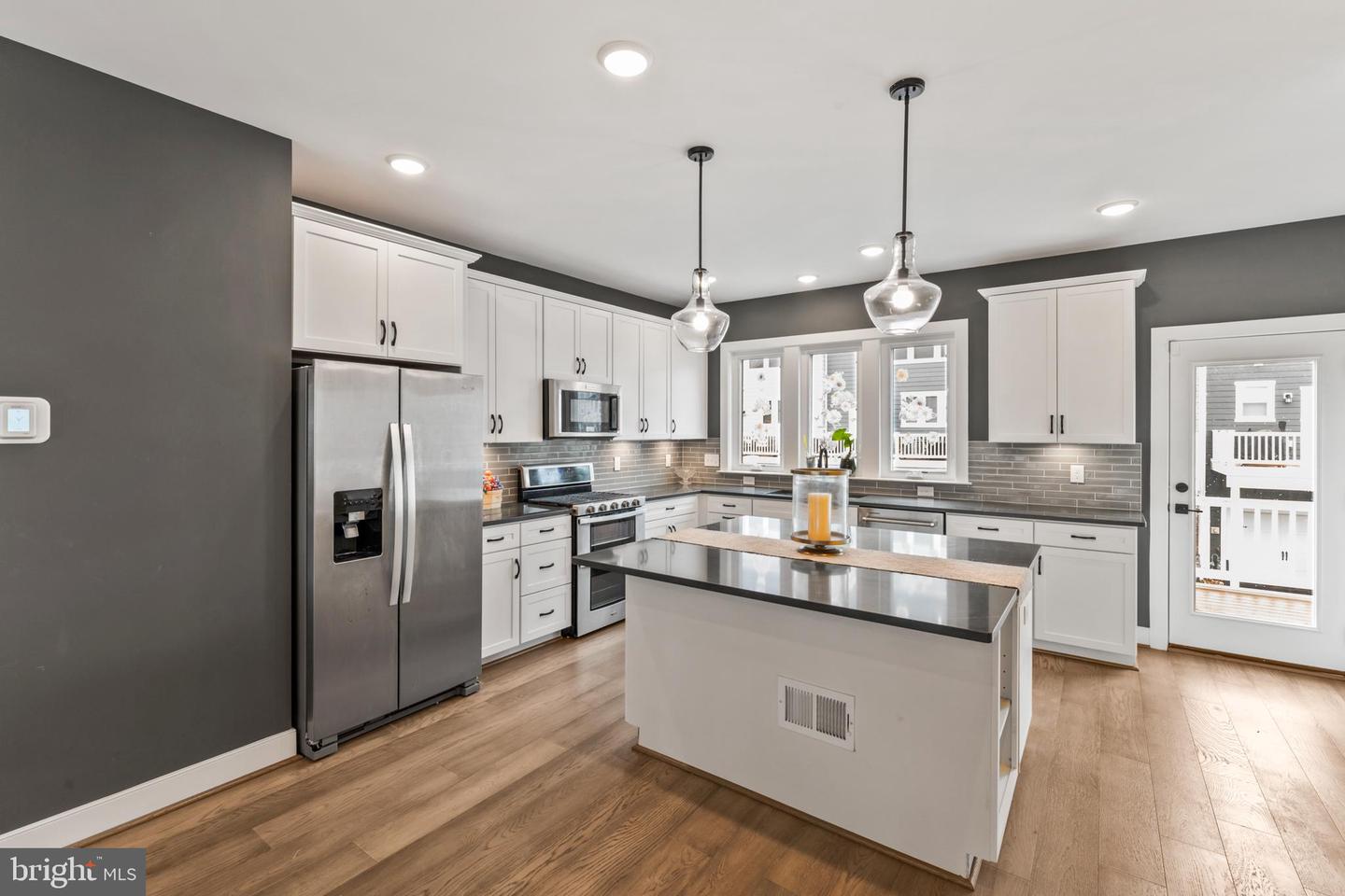 1690 DUNNINGTON PL, DUMFRIES, Virginia 22026, 4 Bedrooms Bedrooms, ,3 BathroomsBathrooms,Residential,For sale,1690 DUNNINGTON PL,VAPW2096014 MLS # VAPW2096014