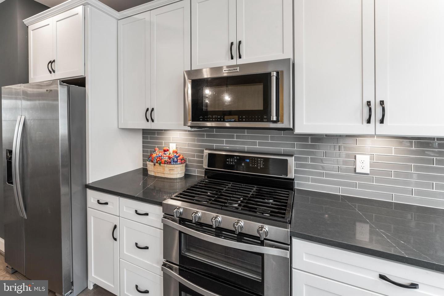 1690 DUNNINGTON PL, DUMFRIES, Virginia 22026, 4 Bedrooms Bedrooms, ,3 BathroomsBathrooms,Residential,For sale,1690 DUNNINGTON PL,VAPW2096014 MLS # VAPW2096014