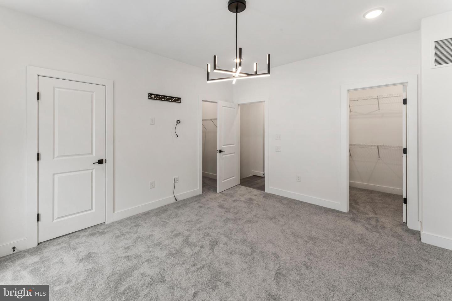1690 DUNNINGTON PL, DUMFRIES, Virginia 22026, 4 Bedrooms Bedrooms, ,3 BathroomsBathrooms,Residential,For sale,1690 DUNNINGTON PL,VAPW2096014 MLS # VAPW2096014