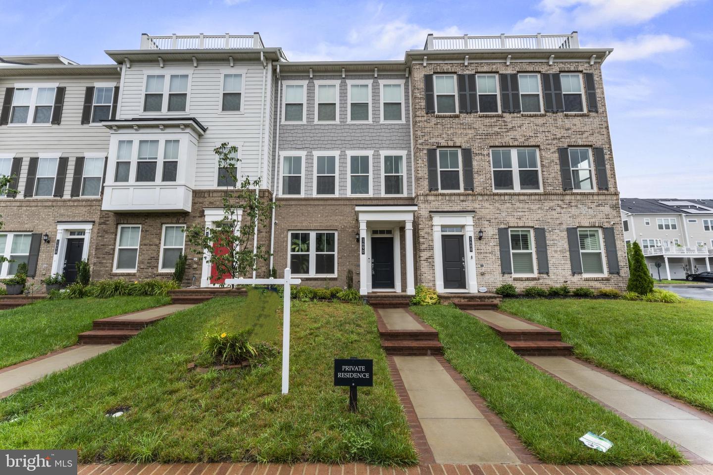 1690 DUNNINGTON PL, DUMFRIES, Virginia 22026, 4 Bedrooms Bedrooms, ,3 BathroomsBathrooms,Residential,For sale,1690 DUNNINGTON PL,VAPW2096014 MLS # VAPW2096014