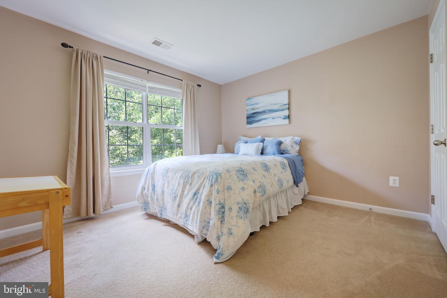 5473 LOGGERHEAD PL, WOODBRIDGE, Virginia 22193, 4 Bedrooms Bedrooms, ,3 BathroomsBathrooms,Residential,For sale,5473 LOGGERHEAD PL,VAPW2096284 MLS # VAPW2096284