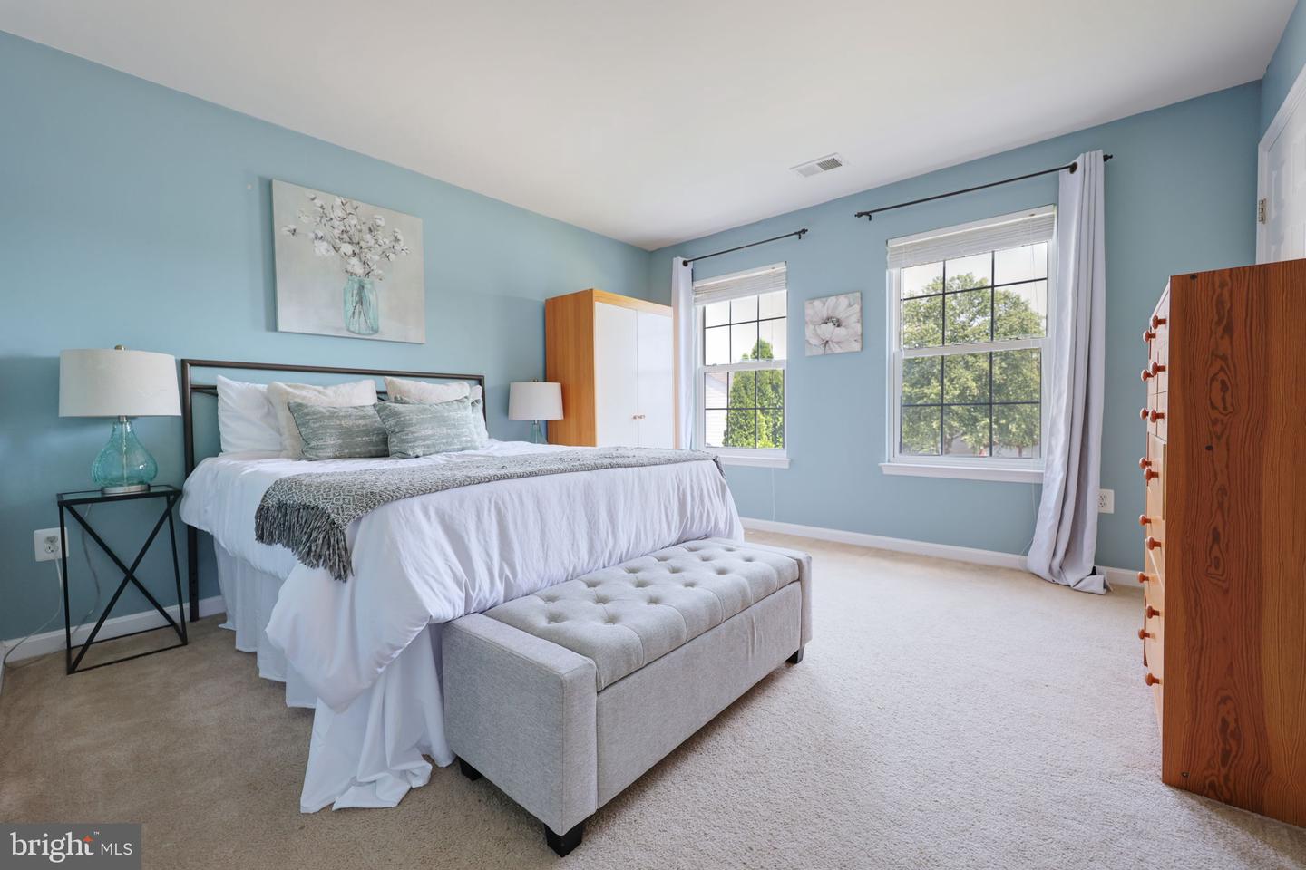 5473 LOGGERHEAD PL, WOODBRIDGE, Virginia 22193, 4 Bedrooms Bedrooms, ,3 BathroomsBathrooms,Residential,For sale,5473 LOGGERHEAD PL,VAPW2096284 MLS # VAPW2096284