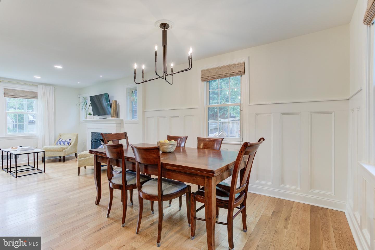 2907 LAWRENCE DR, FALLS CHURCH, Virginia 22042, 3 Bedrooms Bedrooms, ,3 BathroomsBathrooms,Residential,For sale,2907 LAWRENCE DR,VAFX2245648 MLS # VAFX2245648