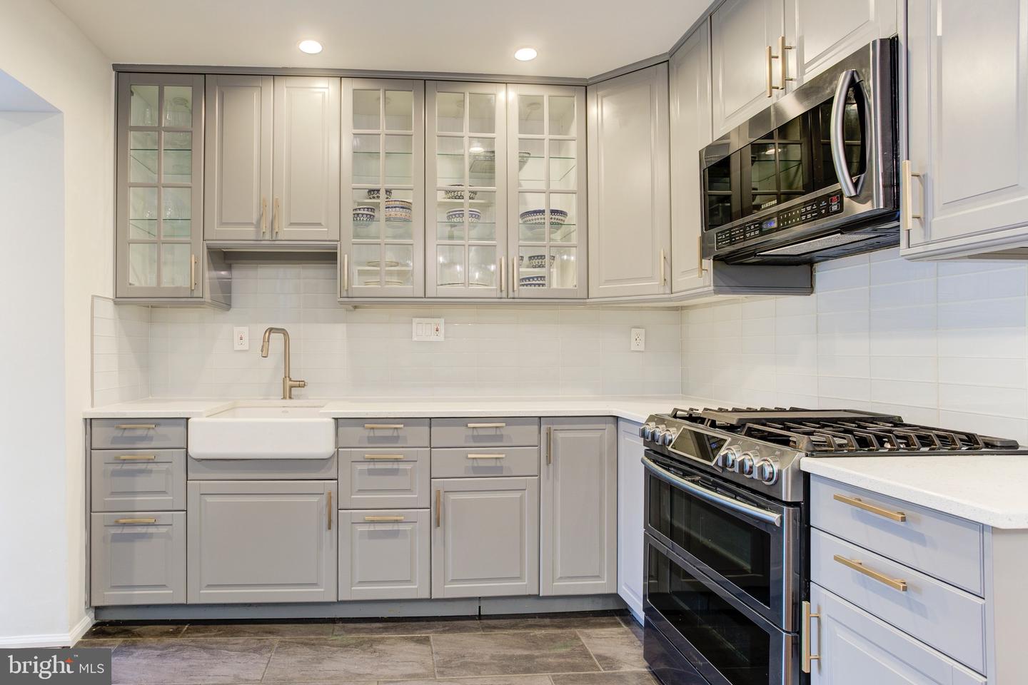2907 LAWRENCE DR, FALLS CHURCH, Virginia 22042, 3 Bedrooms Bedrooms, ,3 BathroomsBathrooms,Residential,For sale,2907 LAWRENCE DR,VAFX2245648 MLS # VAFX2245648